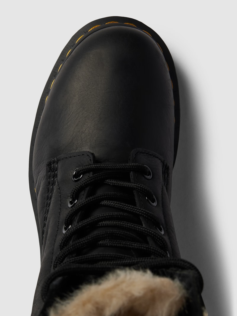 Schnürboots mit Label-Detail in schwarz