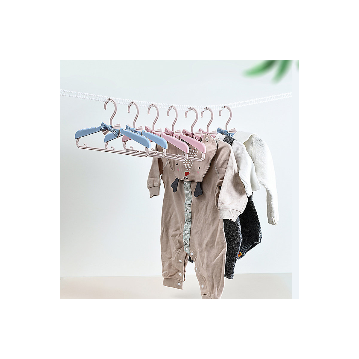 Kleiderbügel für Kinder Einziehbarer Kleiderbügel für Kinder