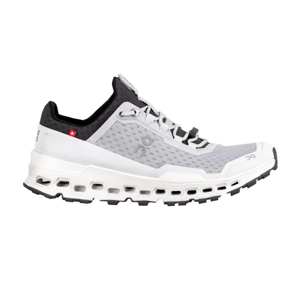 ON Cloudultra 44.99042 / grau
