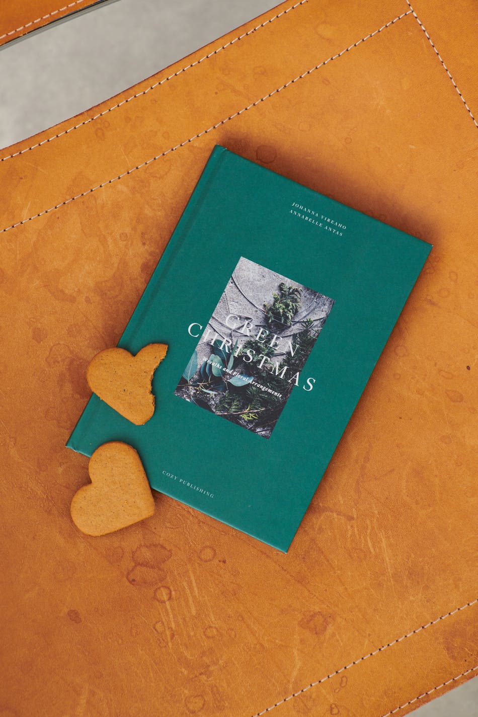 Green christmas book