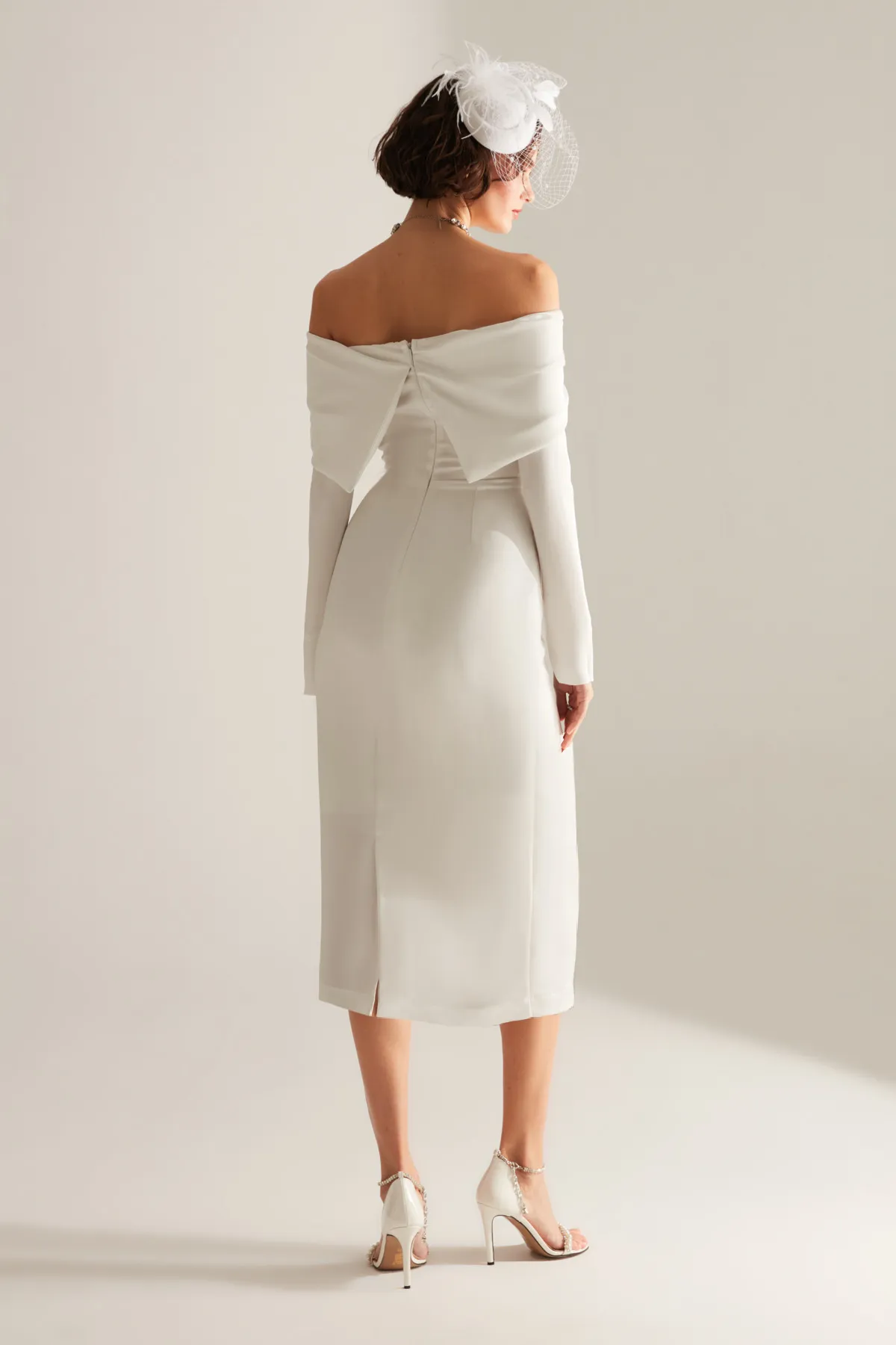 BETTY & SAM  Nancy Schulterfreies Bleistiftrockkleid