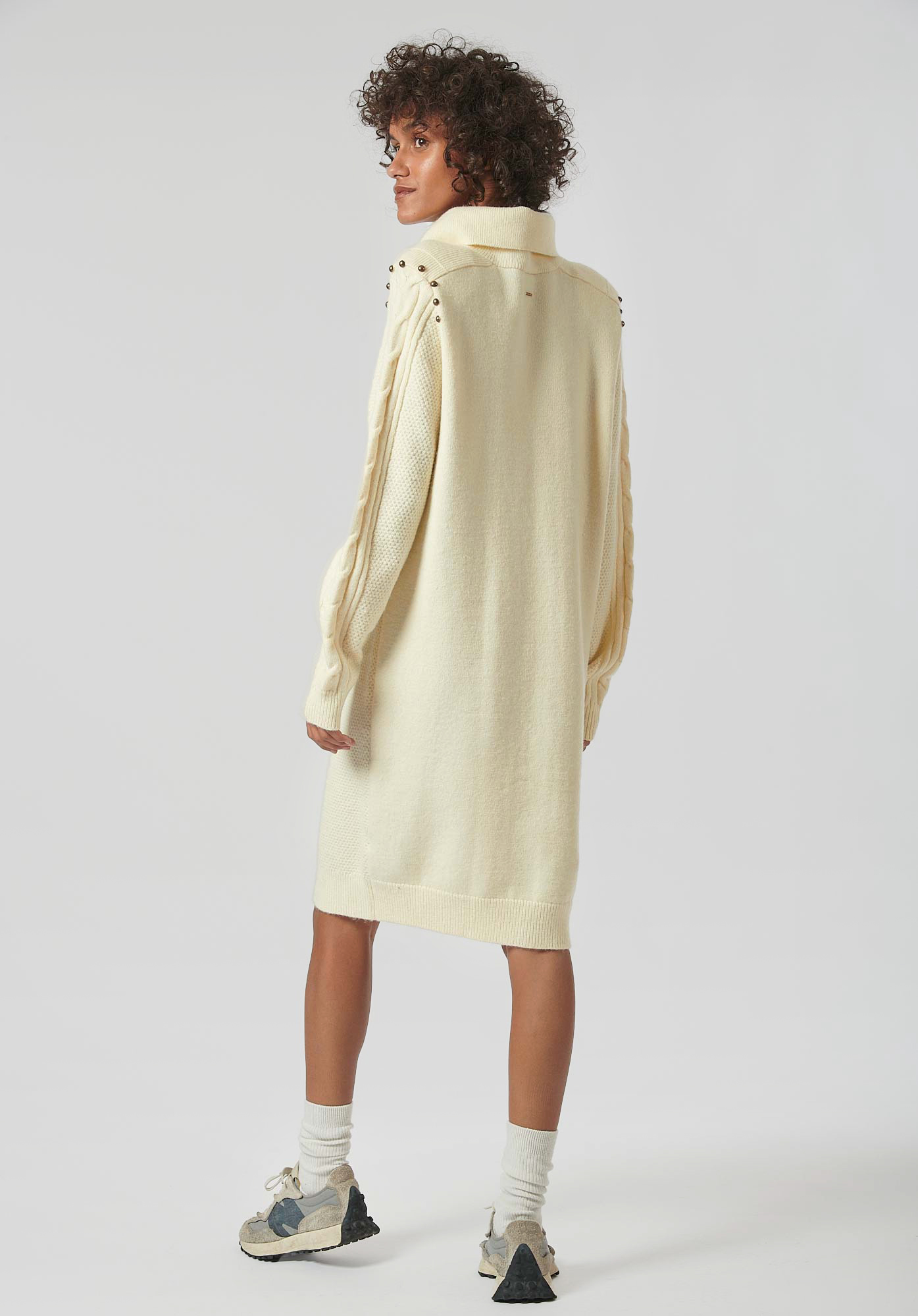 LOANE  Robe pull ecru femme