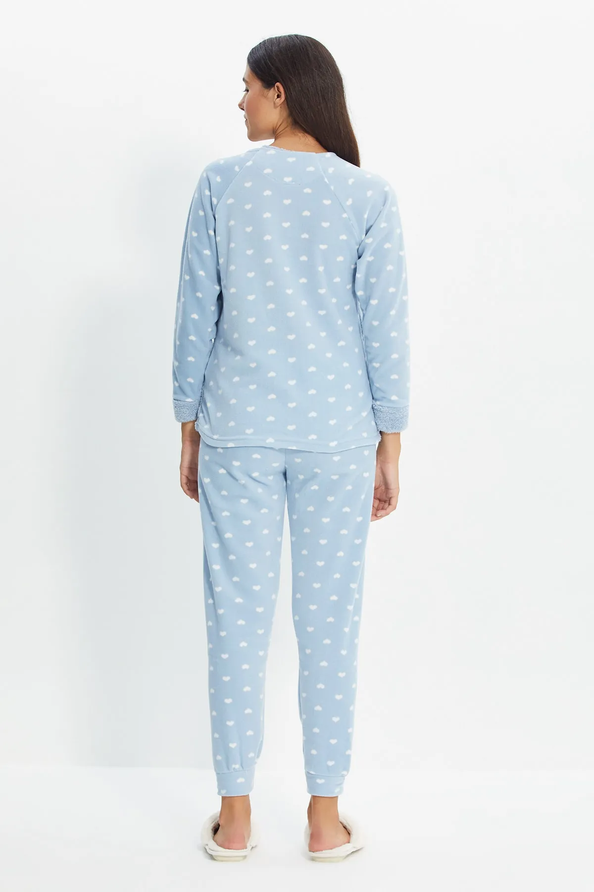 Trendyol Collection  Blaues 3-teiliges Pyjama-Set aus Plüschstrick THMAW21PT0666