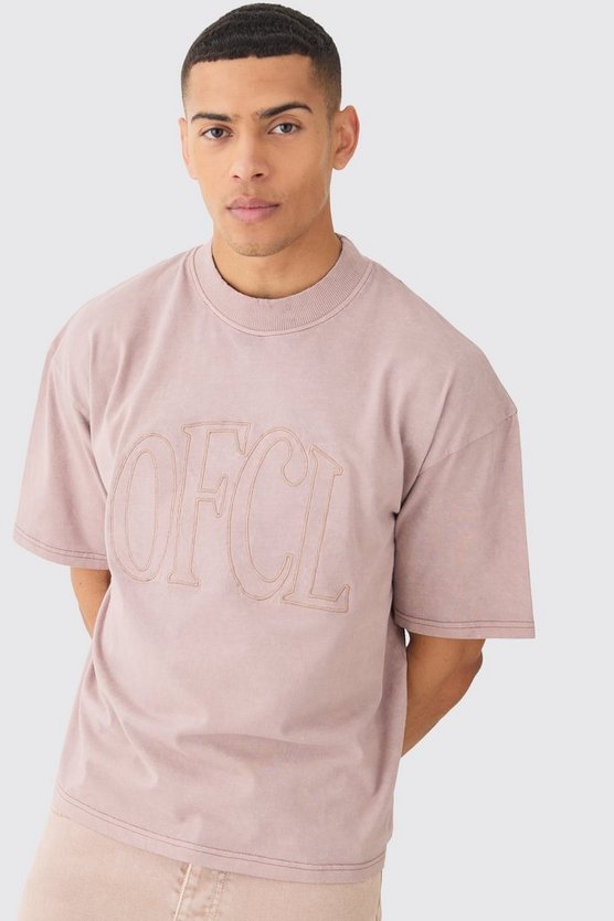 Kastiges Oversize T-Shirt mit Acid-Waschung und Official-Applikation