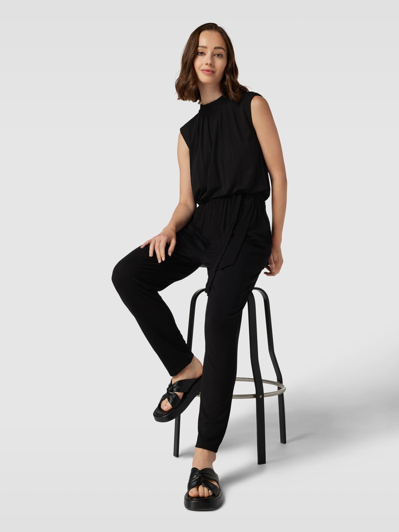 Jumpsuit aus Viskose-Elasthan-Mix mit Rundhalsausschnitt in schwarz