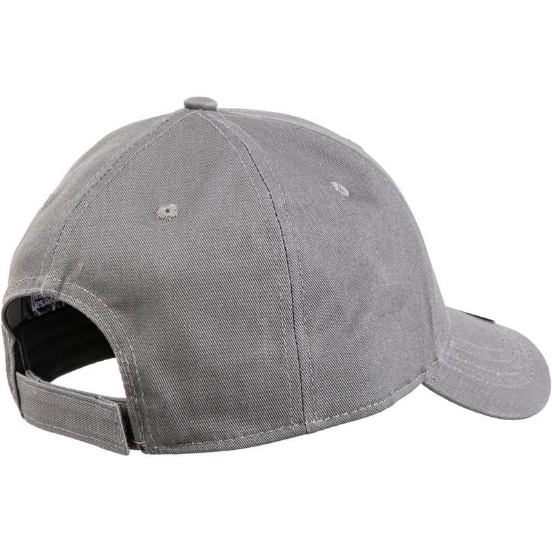 UNIVERSAL ATHLETICS North Division Cap