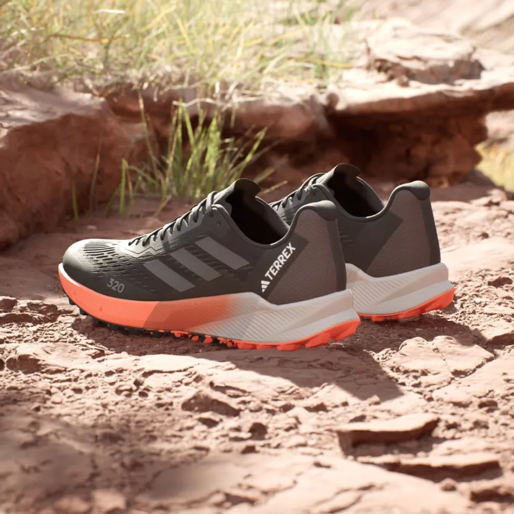 adidas Agravic Flow 2 IG8018 / schwarz