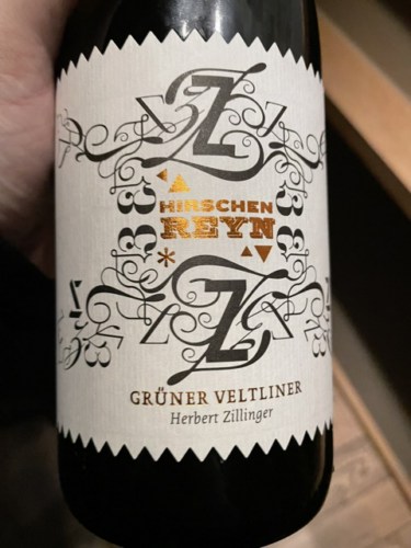 Herbert ZillingerHirschenReyn Grüner Veltliner 2022