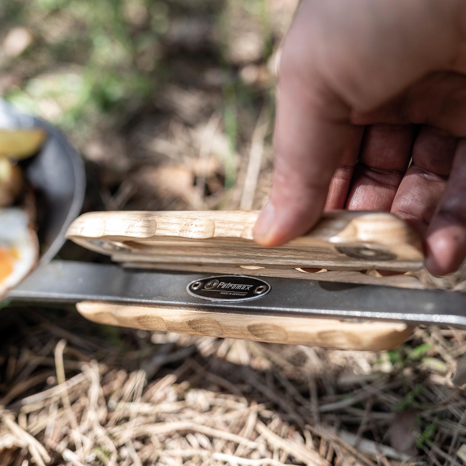 Holzgriff für Schmiedeeiserne Pfannen