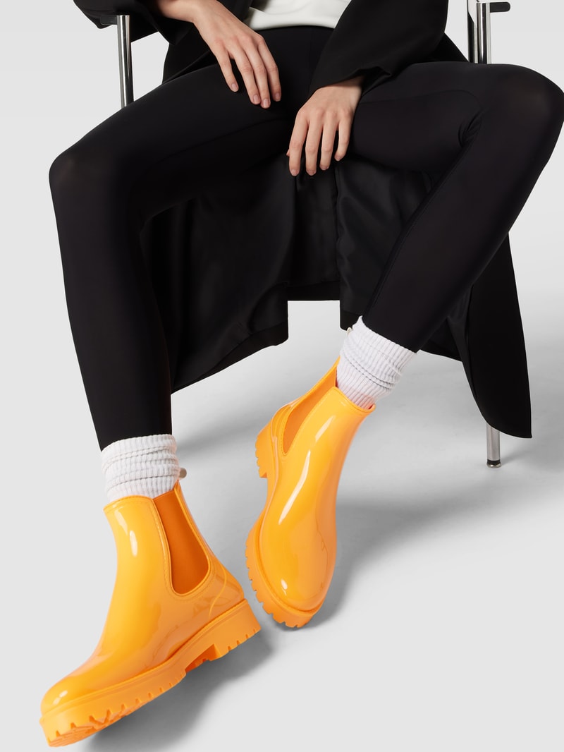 Chelsea Boots mit Label-Detail in orange