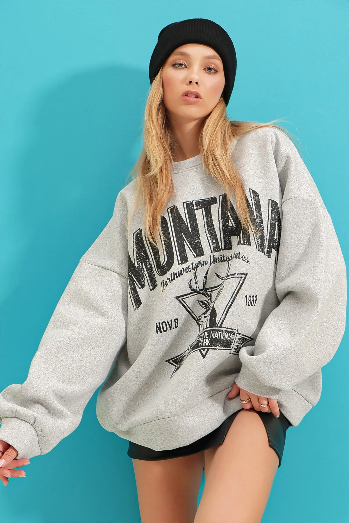 Trend Alaçatı Stili  Sweatshirt - Grau - Oversized