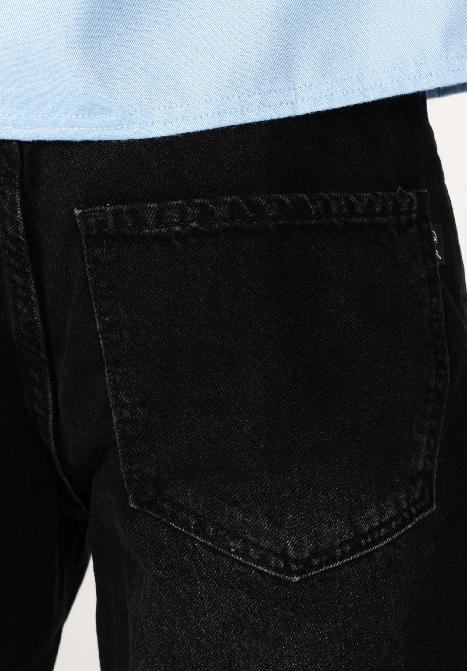 Solid Short