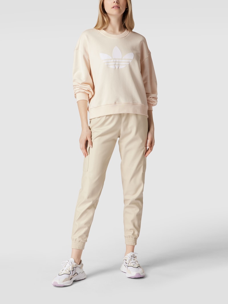 Sweatshirt mit Logo-Print in offwhite