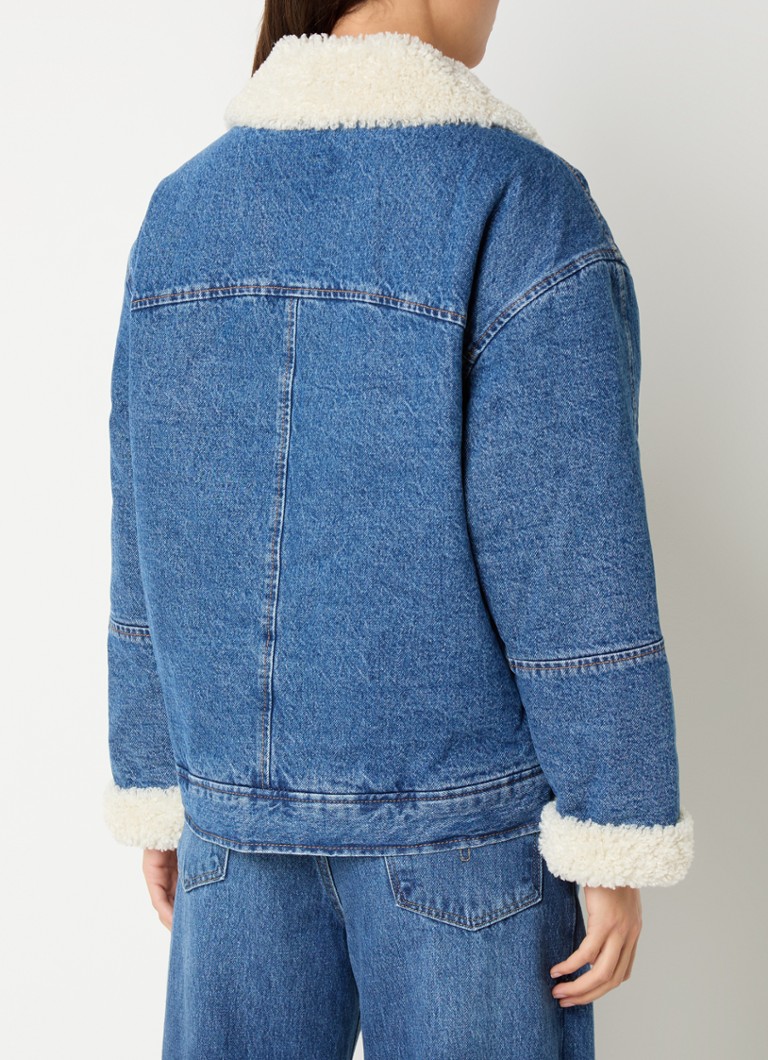 Giacca in denim sherpa Levi's con fodera in peluche e tasche laterali