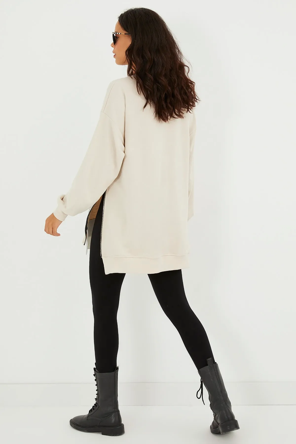 Cool & Sexy  Ecrufarbenes Oversize-Sweatshirt mit seitlichem Reißverschluss für Damen BK231095