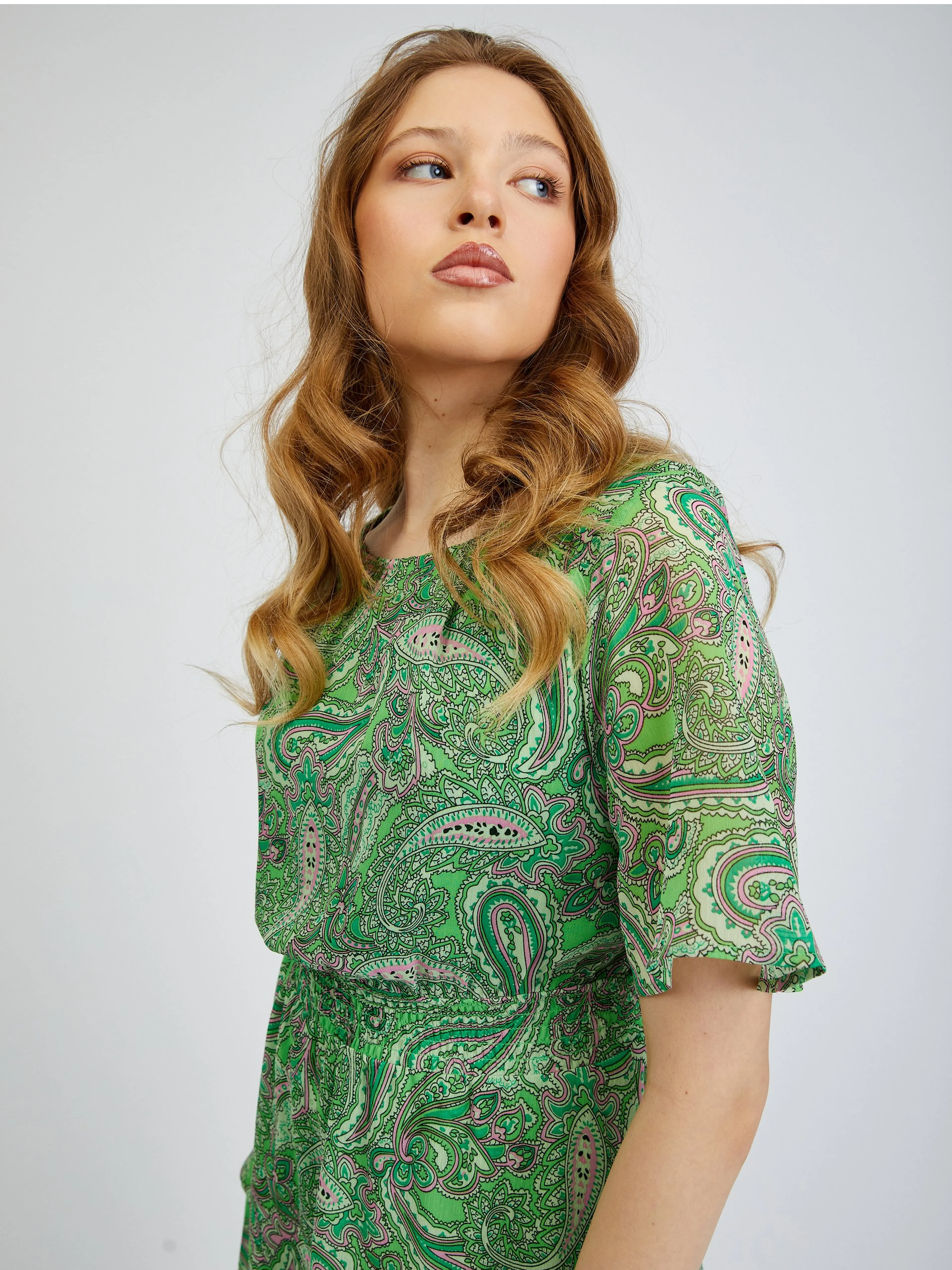 Grünes gemustertes Damenkleid ORSAY