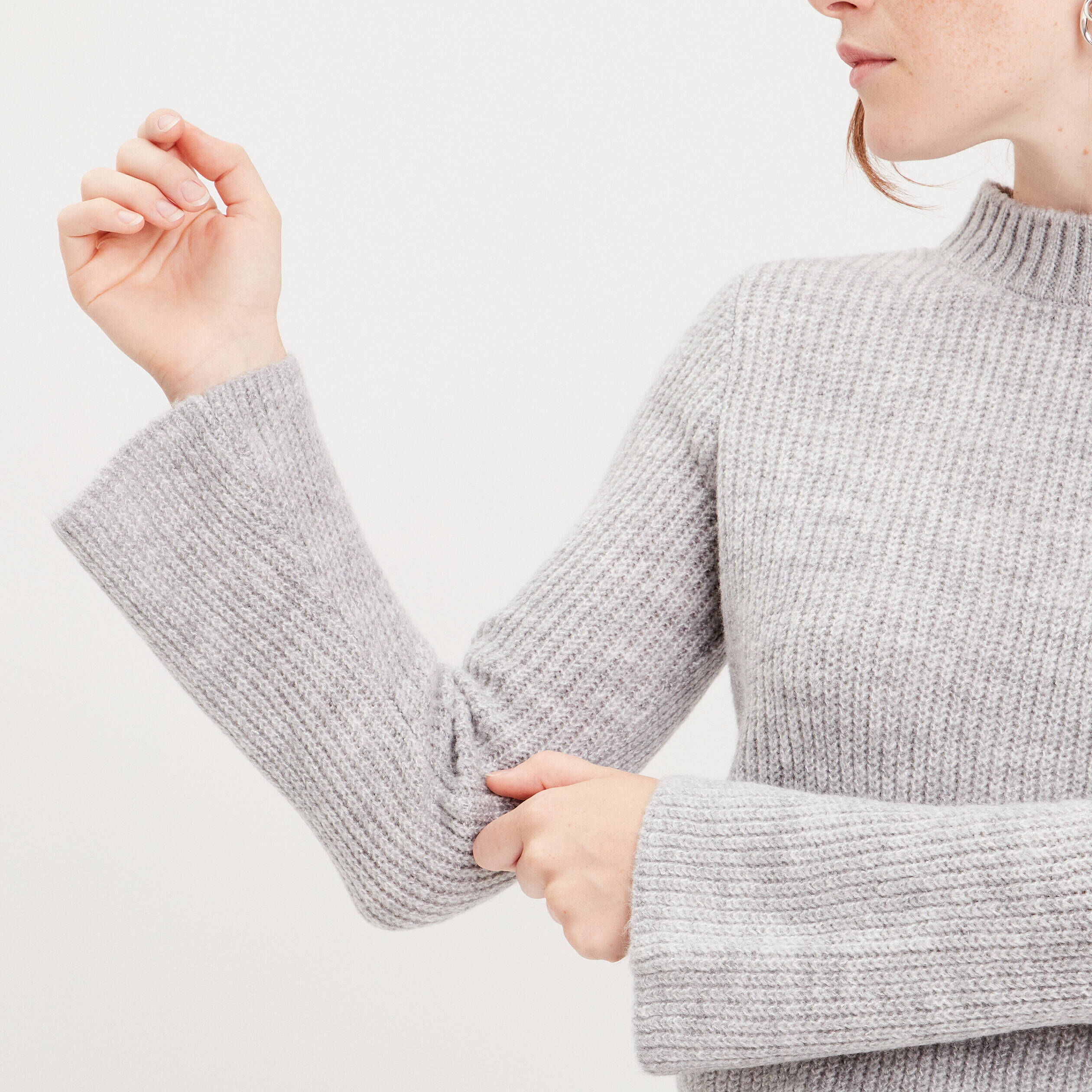 Pull cropped col montant gris clair femme | Cache Cache