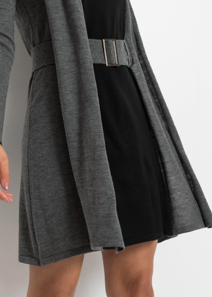 Strickkleid mit Gürtel
