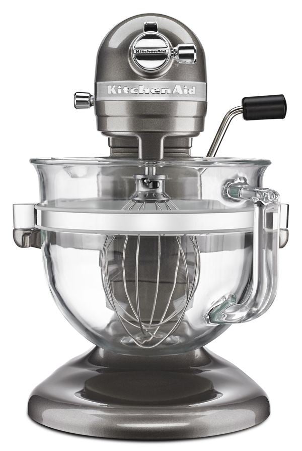 Whether you need 13 dozen cookies for the school bake sale or shredded chicken for Taco Tuesday with friends and family, the KitchenAid&reg; Professional 6500 Design&trade; Series 6 Quart Bowl-Lift Stand Mixer has the capacity for every occasion.