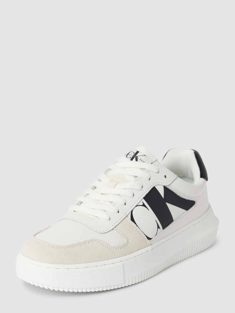 Sneaker aus Leder mit Label-Detail in weiss