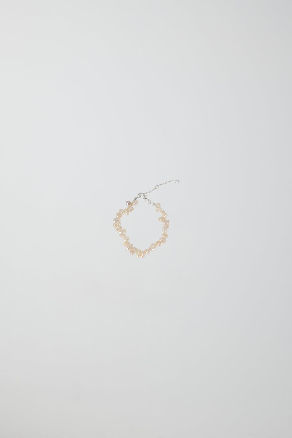 Fresh-water pearl bracelet