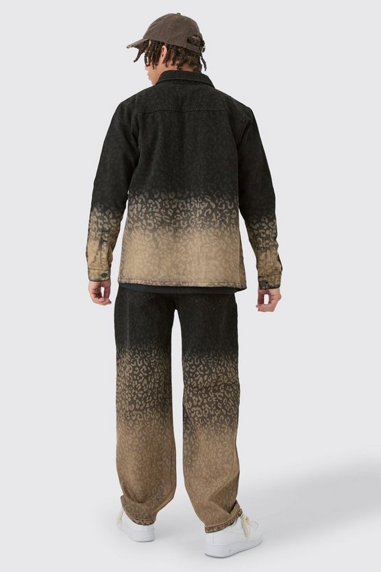 Lockere Jeans mit Leopardenprint in Schwarz