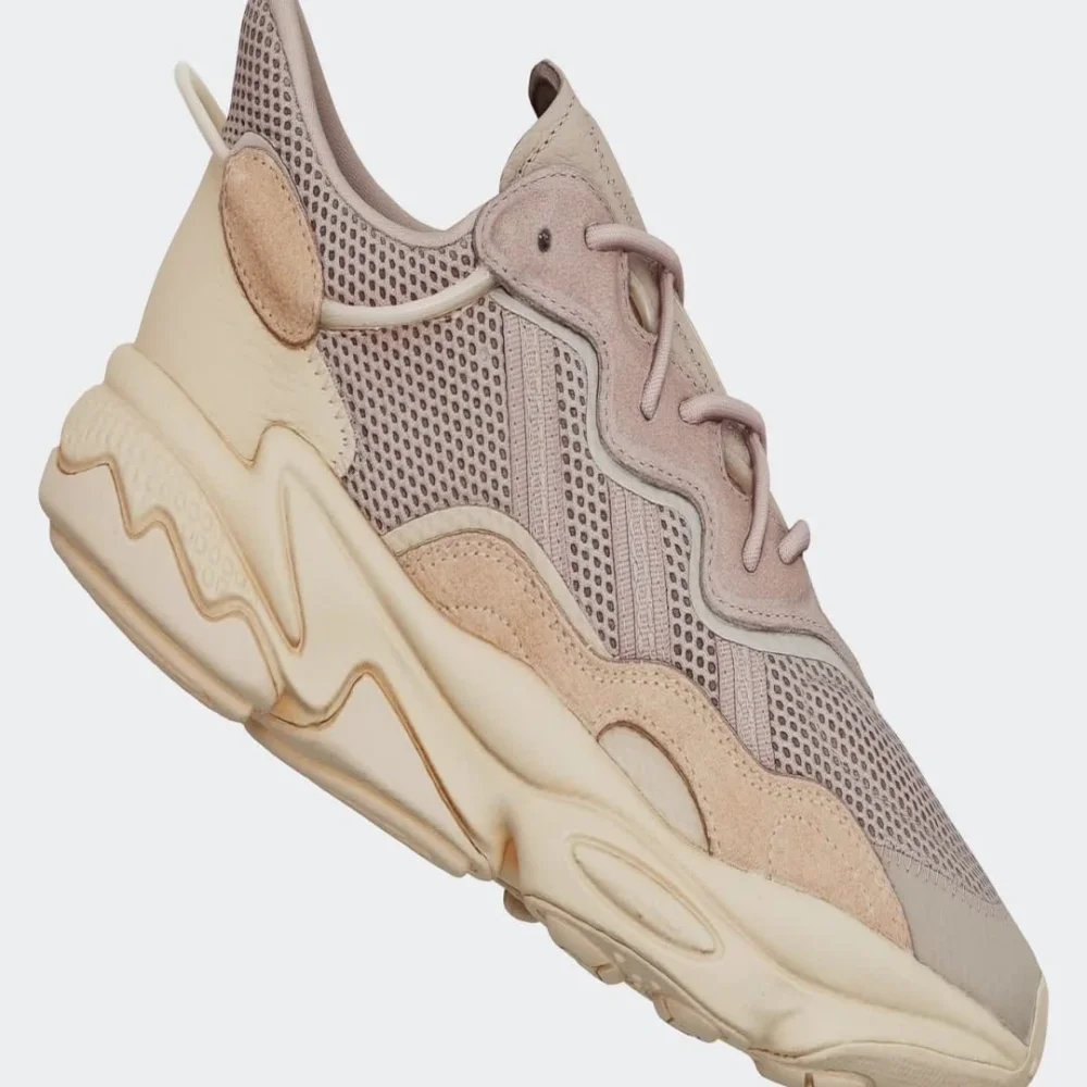 adidas Ozweego H06147 / braun