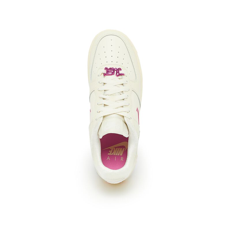 NIKE Wmns Air Force 1 ’07 SE 