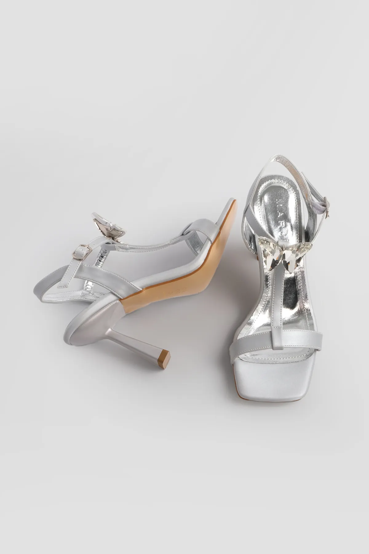 Marjin  Damen Blunt Toe Knöchelriemen Stoned Abendkleid Schuhe mit Absatz Neros Silber
