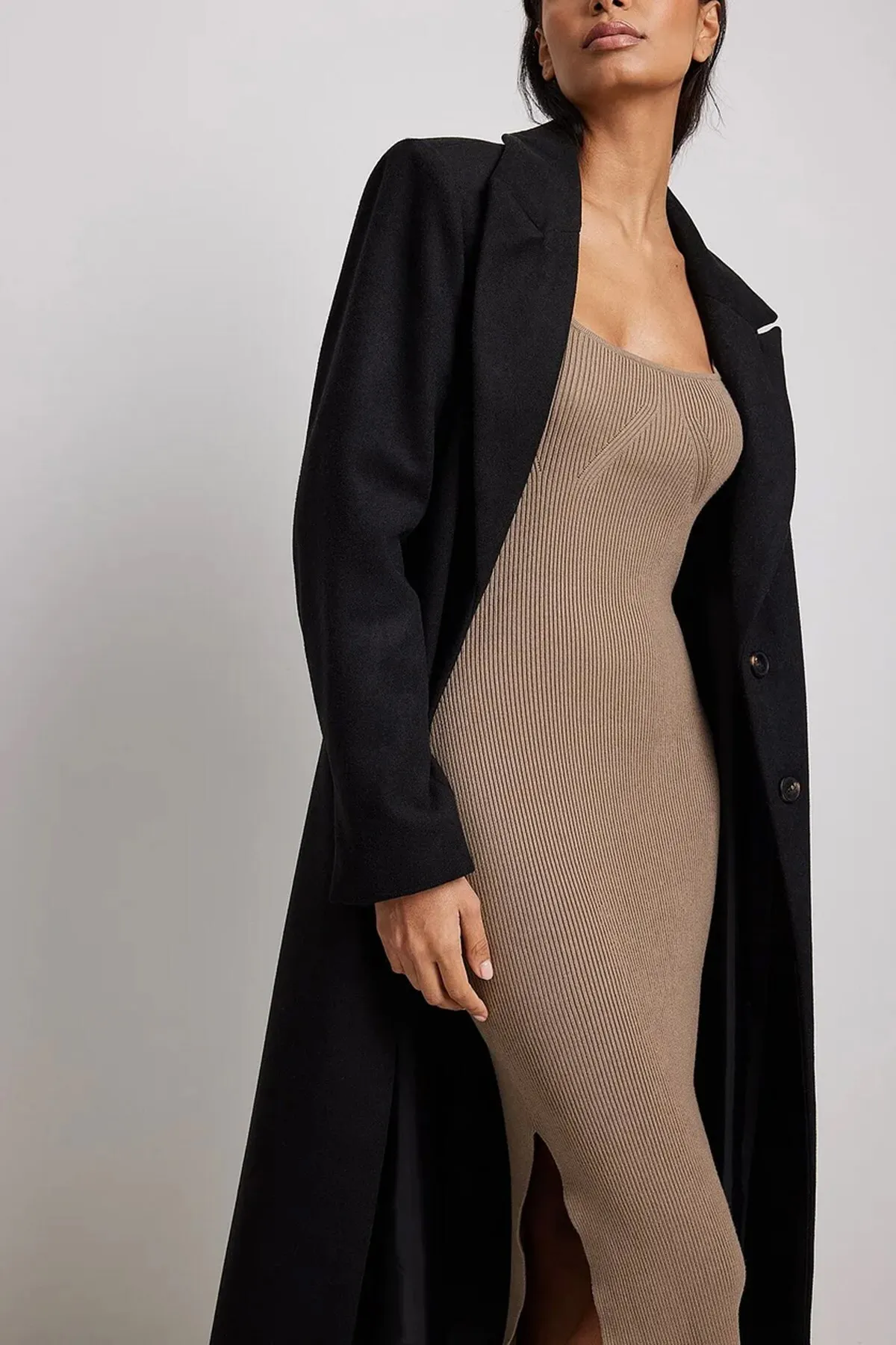 Madmext  Nerzfarbenes langes Strickkleid mit quadratischem Kragen Mg1719