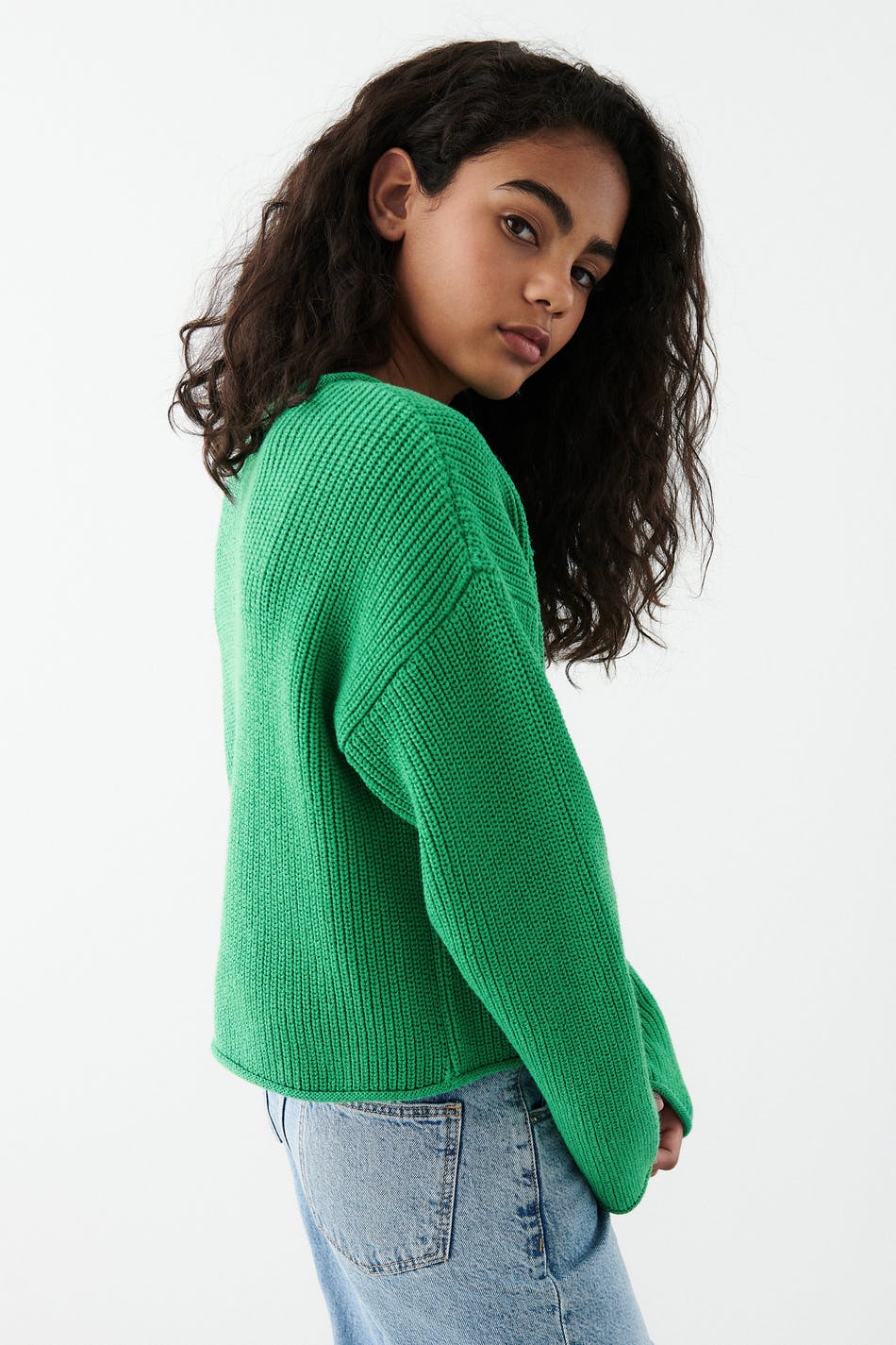 Y knitted summer sweater