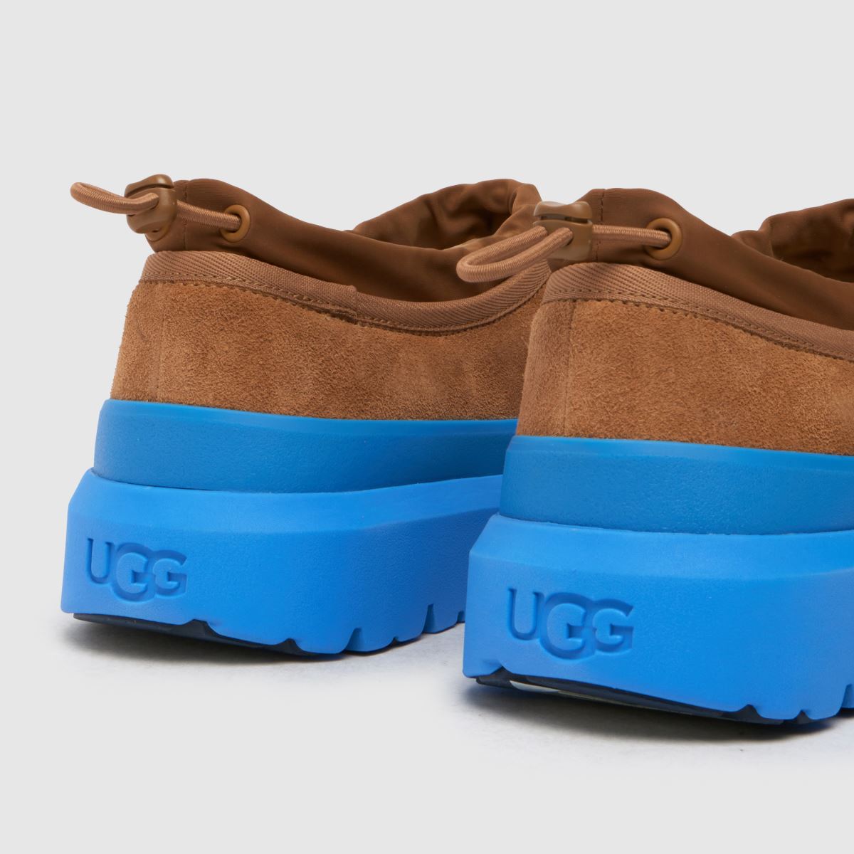 UGG – Tasman – Hybridskor i blått och flerfärgat väder