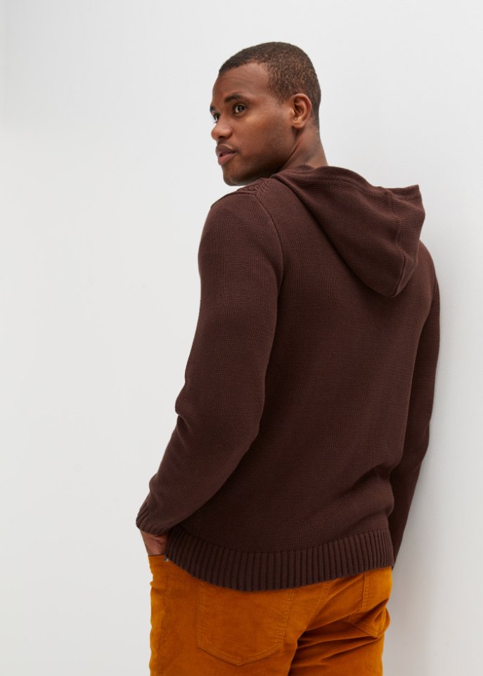 Strickjacke mit Zopfmuster