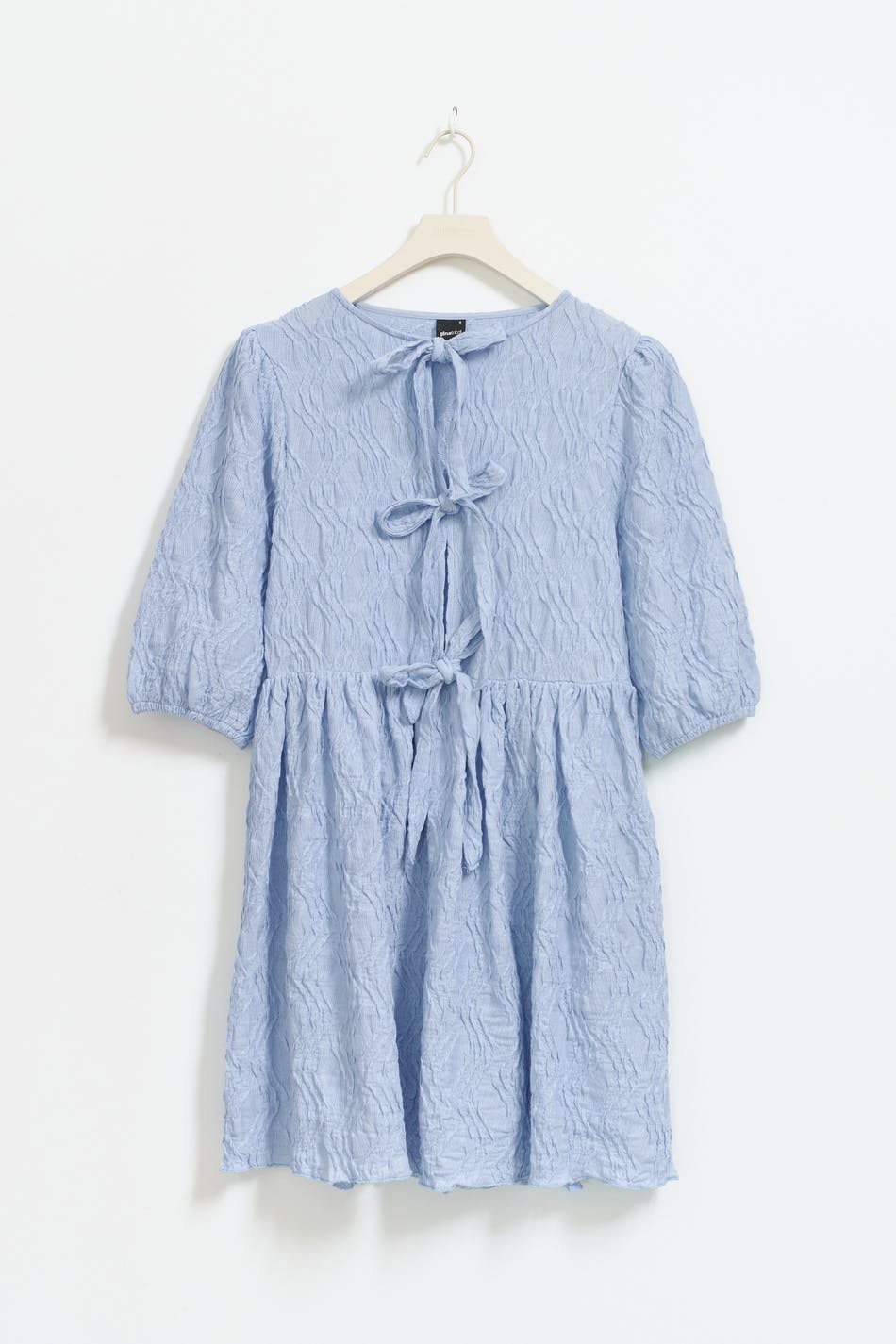 Puff sleeve tie dress