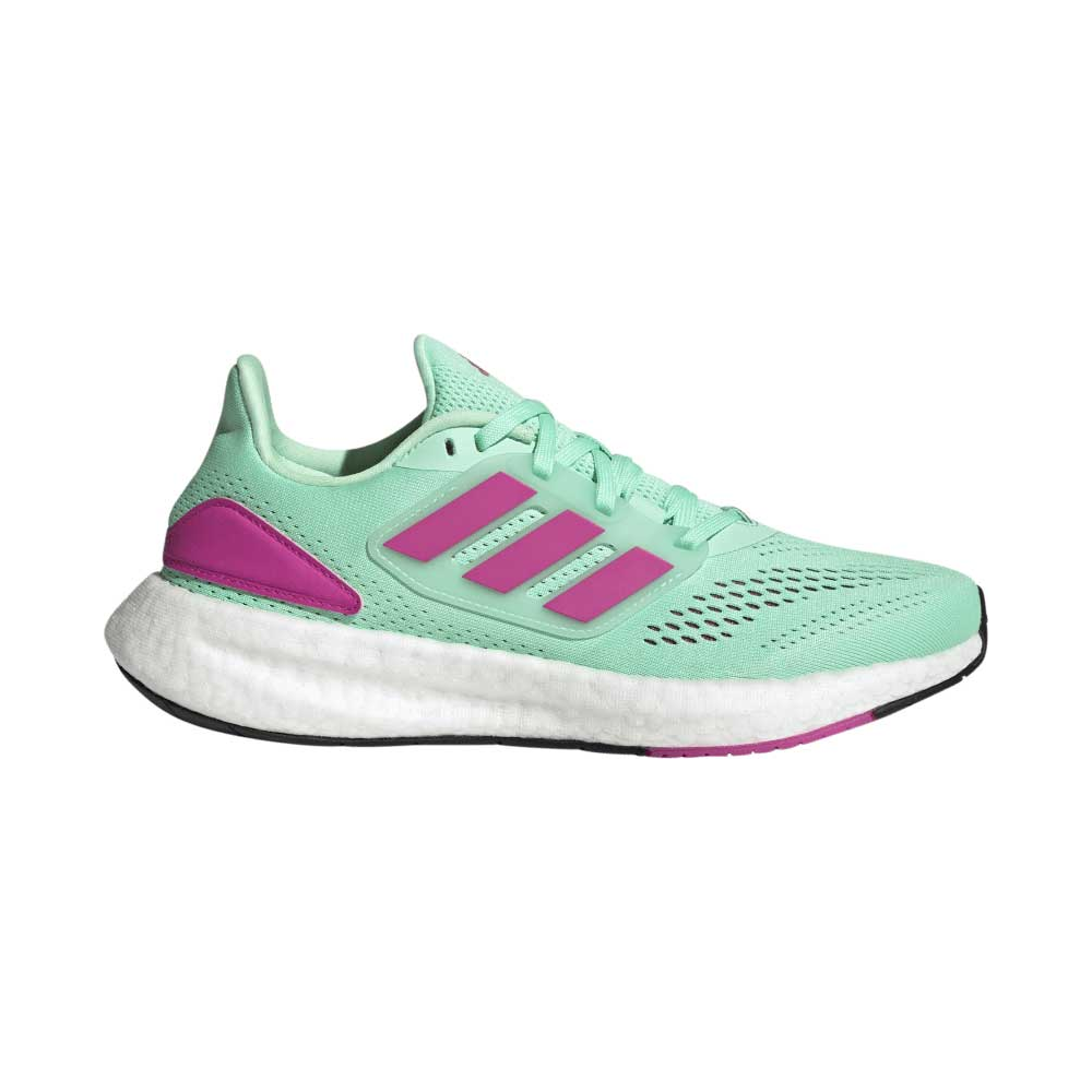adidas Pureboost 22 HQ8577 / grün