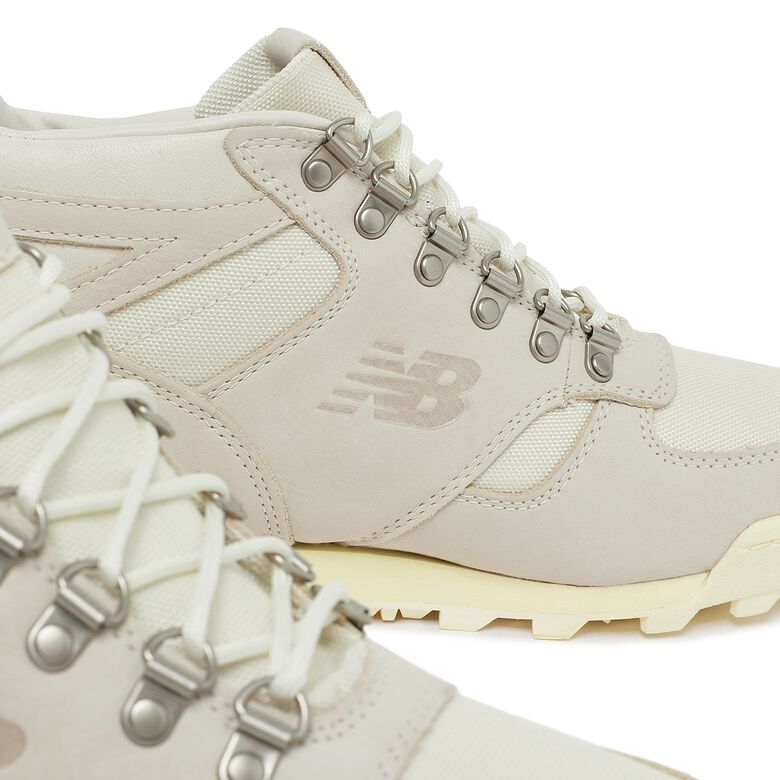 New Balance Rainier beige