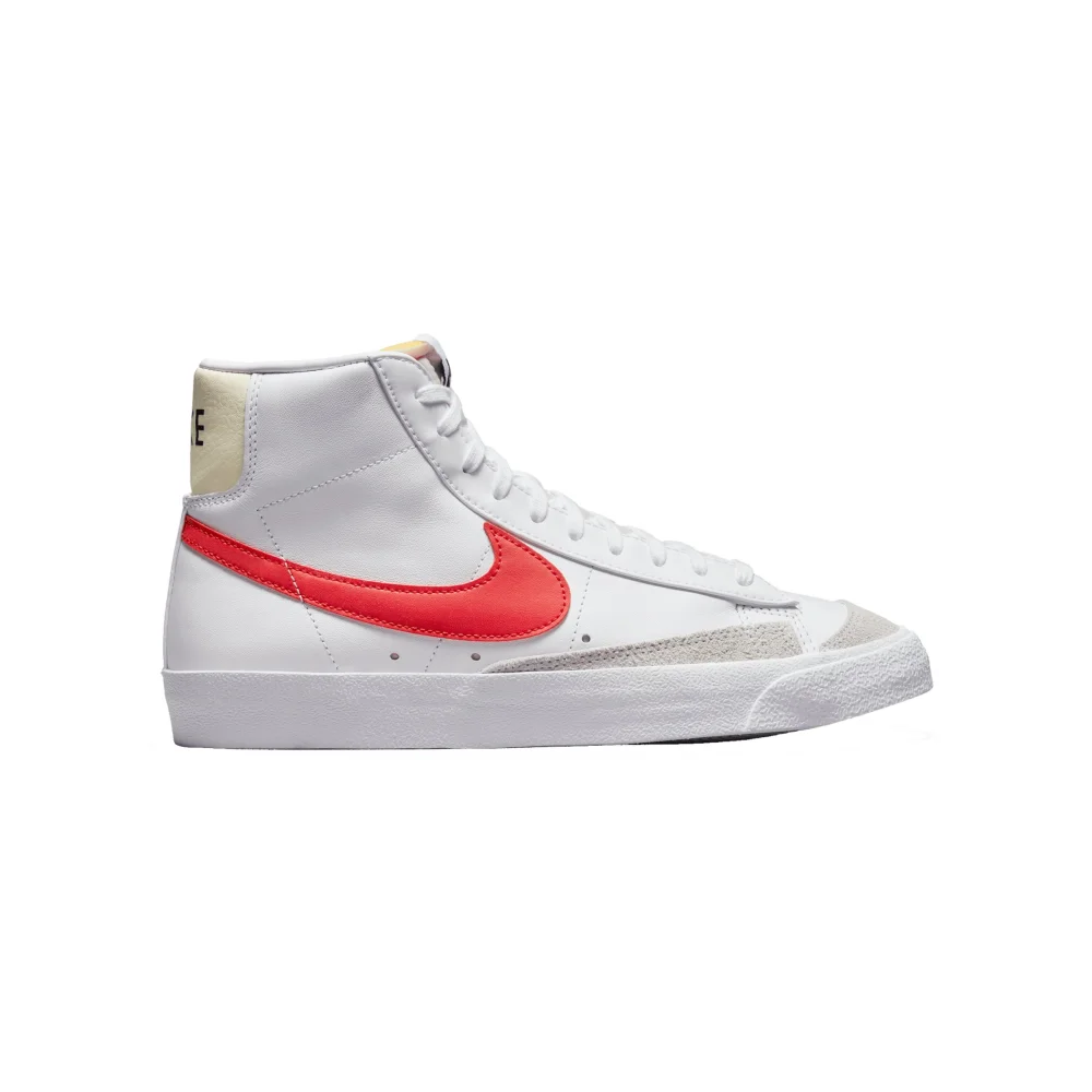 Nike Blazer Mid 77 Vintage BQ6806-122 / weiss
