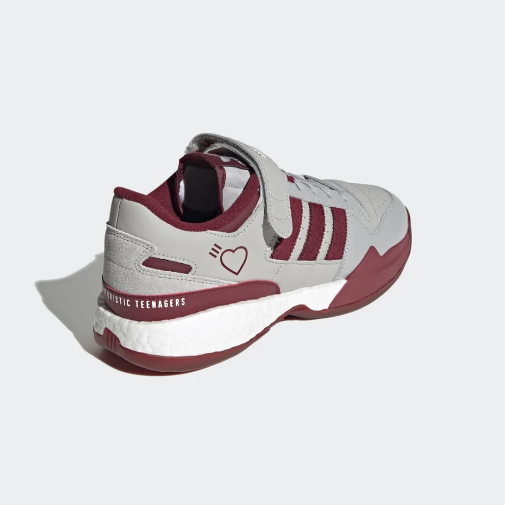 adidas x Human Made Forum Low S42977 / grau