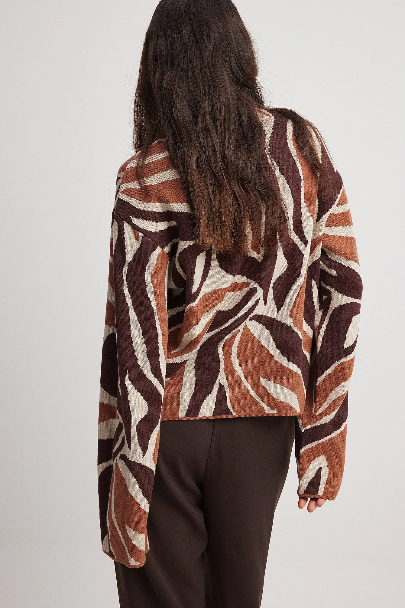 Jacquard-Strickpullover mit Rundhalsausschnitt