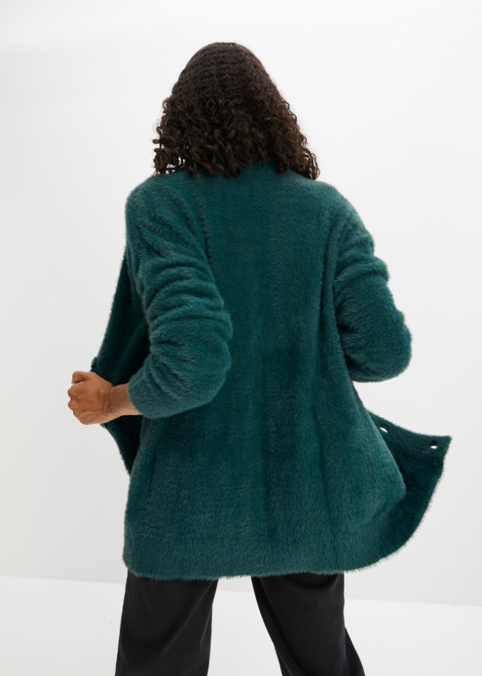 Flauschige Strickjacke