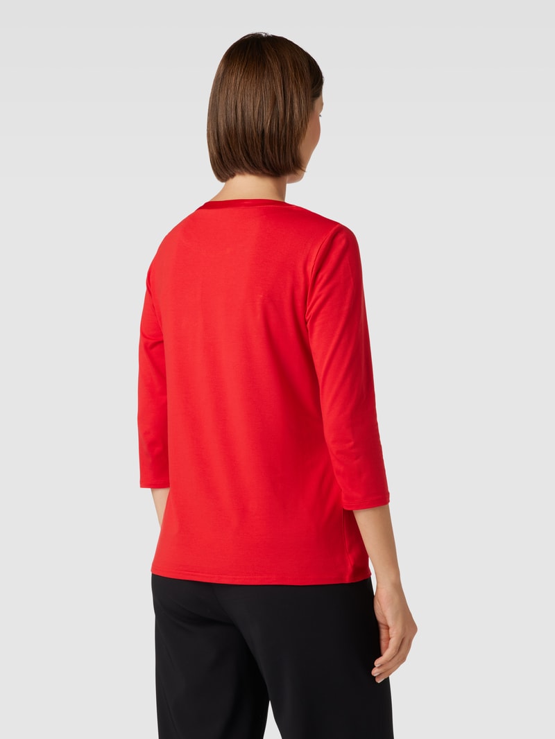 T-Shirt mit V-Ausschnitt in rot