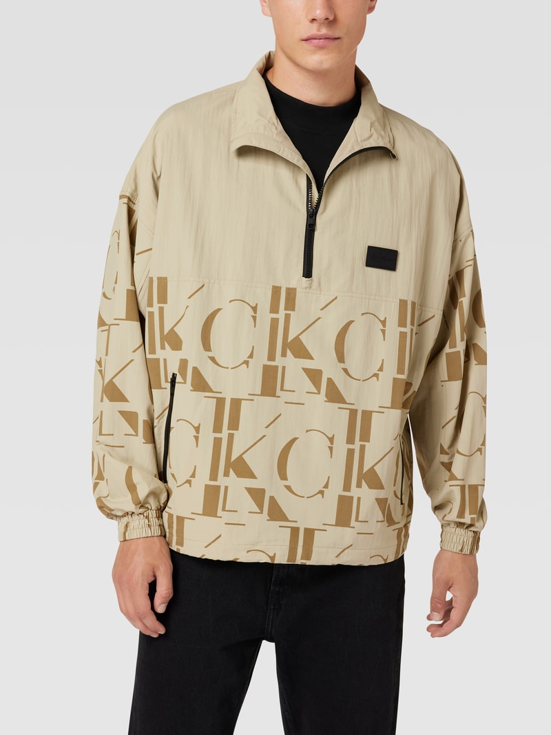 Jacke in Schlupfform in kitt