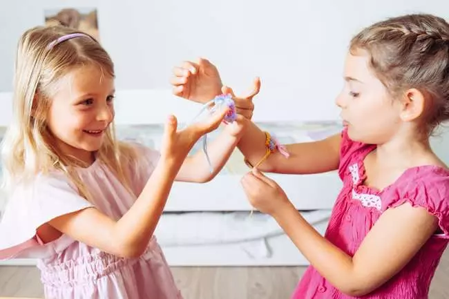 Magischer Perlenzauber Disney Princesses - Bastelset für Kinder ab 5 Jahren