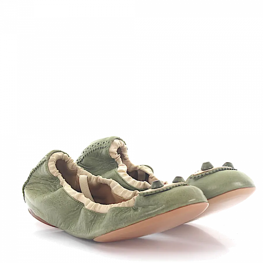 Balenciaga - Ballerinas Faltbar Glattleder Kalbsleder Lochmuster Nieten grün - grün