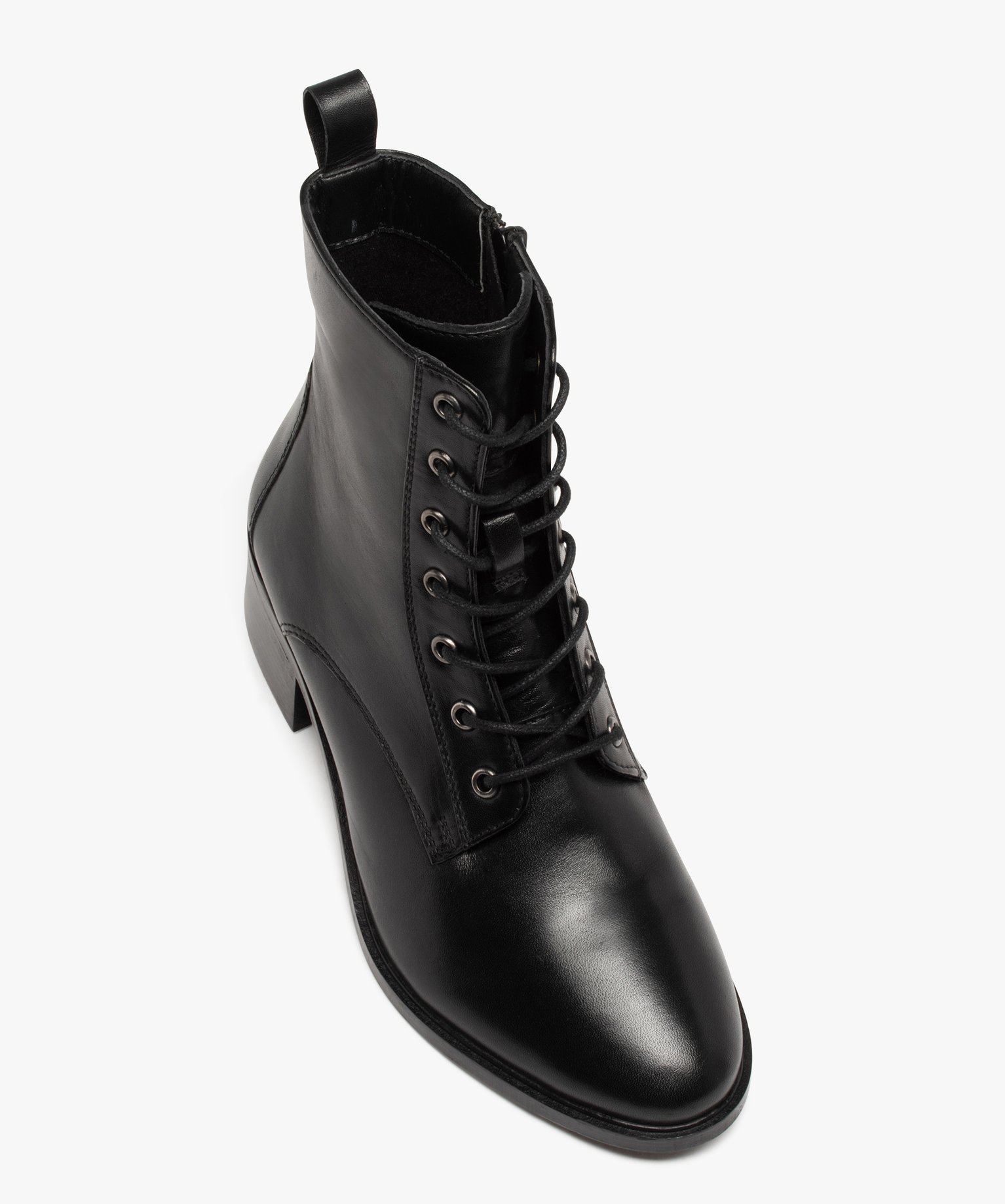 Bottines femme en cuir uni et à lacets ronds - Taneo noir | GEMO