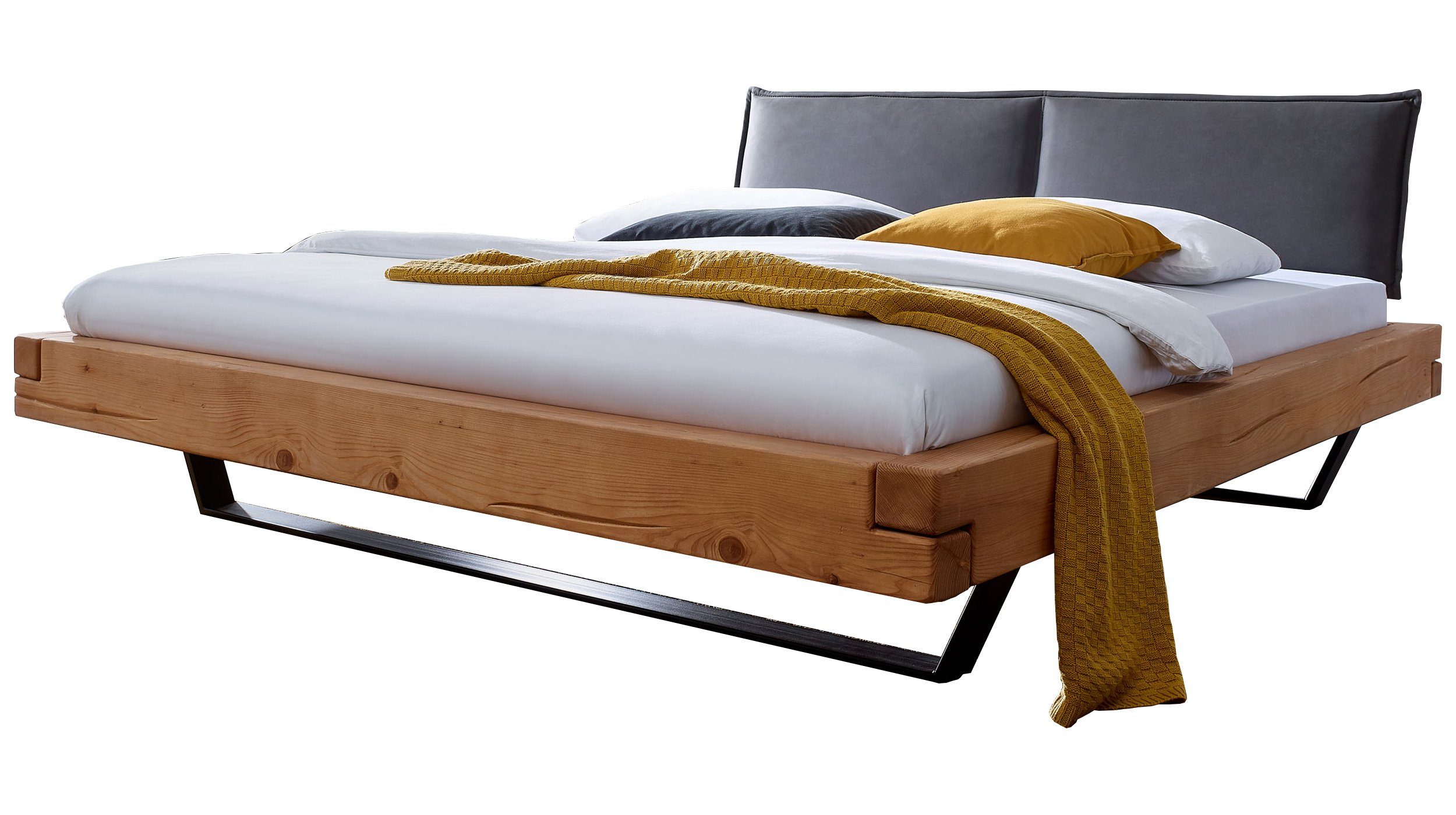 Massivart® Massivholzbett MARMA / 180 x 200 cm, Massivholz Fichte, Balkenbett, Kopfteil gepolstert, Standbeine schwarz Metall, Kufenform