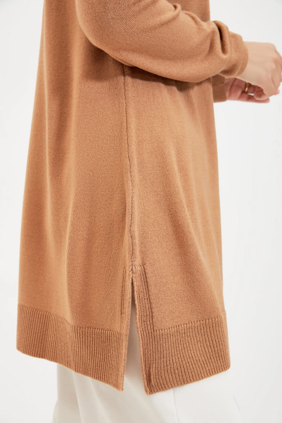 Trendyol Modest  Hellbrauner Strickpullover TCTAW22AK0010
