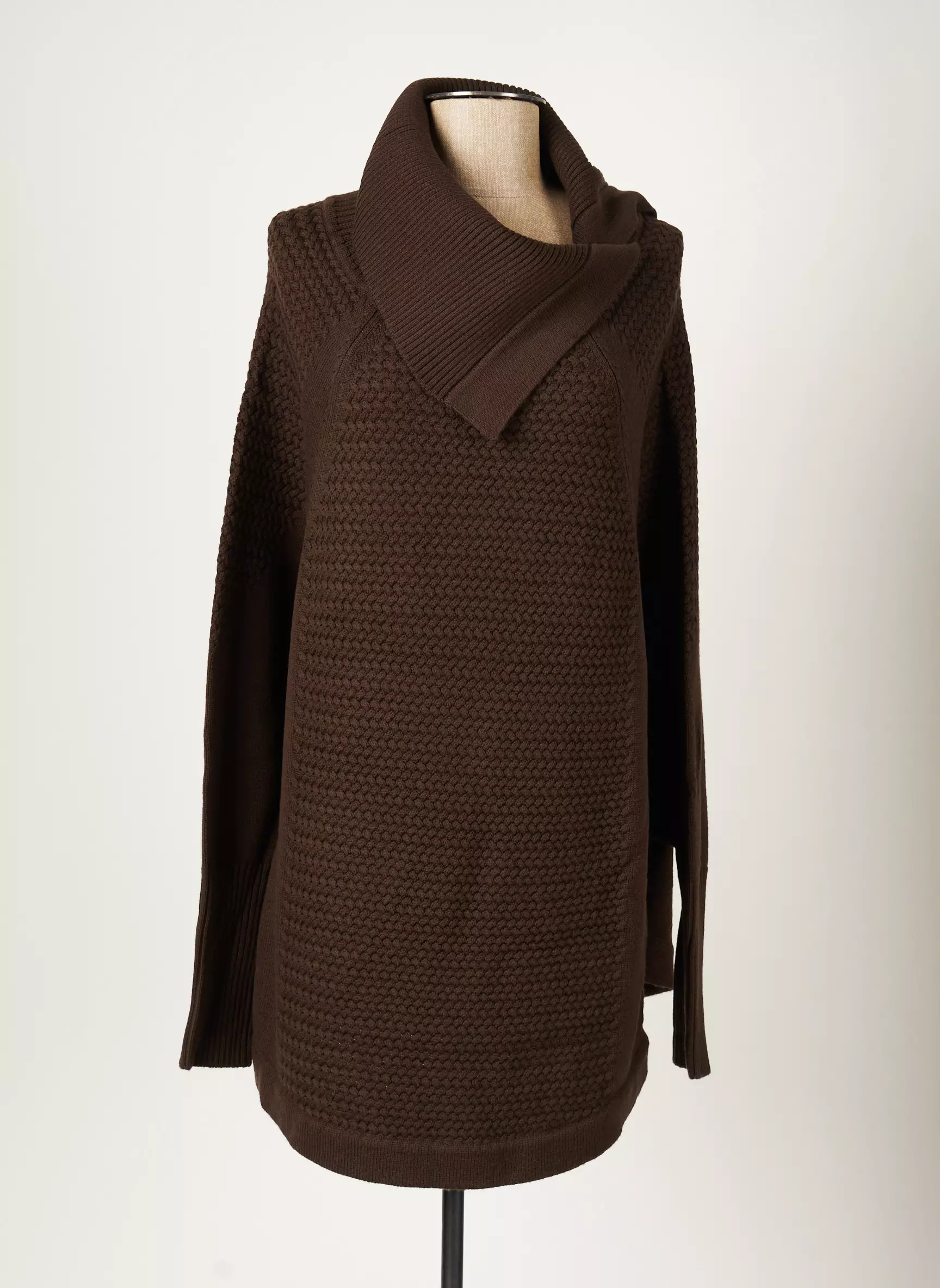 Ovale Ponchos Femme couleur marron