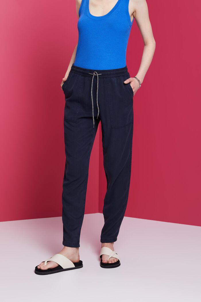 Pants mit elastischem Bund