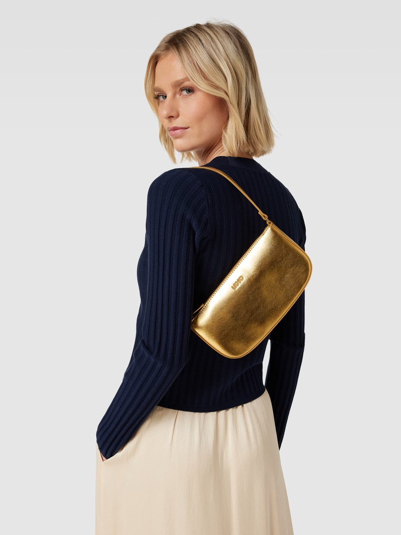 Saddle Bag mit Label-Detail in gold